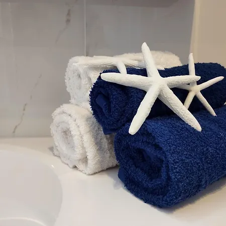 Blue Sea 托瓦尼亚